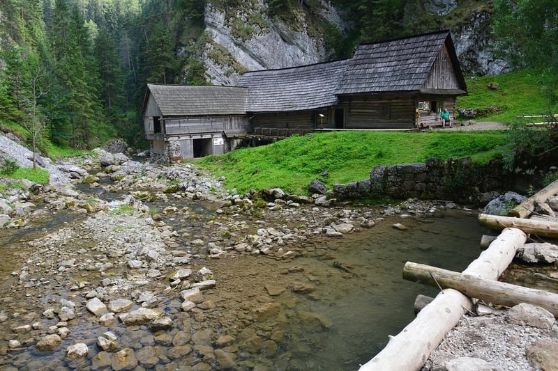Des moulins à eau pour produire de l’électricité dans les Hautes-Pyrénées, lauréat du budget participatif