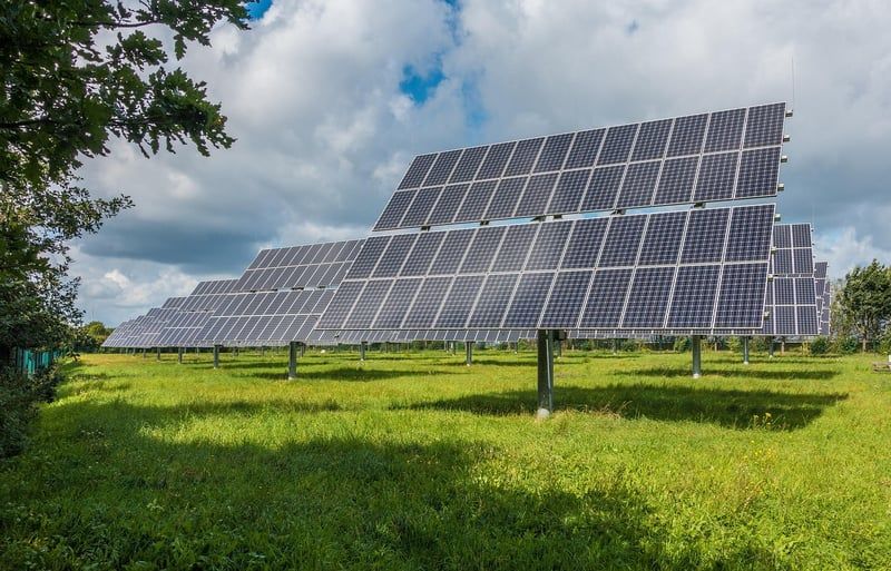 Énergie renouvelable maison : quelles solutions adopter en 2025 ?
