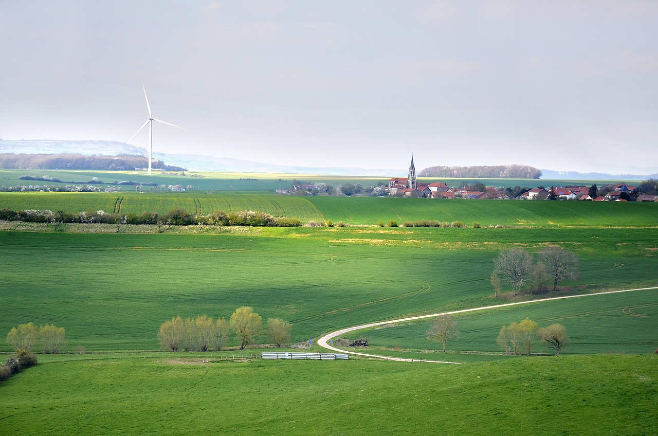 découvrez comment les villes durables transforment notre manière de vivre en harmonie avec l'environnement. explorez des initiatives innovantes pour réduire l'empreinte carbone, améliorer la qualité de vie et favoriser la durabilité dans les zones urbaines.