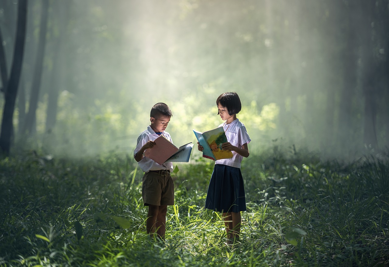 découvrez l'importance de l'éducation environnementale pour sensibiliser les générations futures aux enjeux écologiques. apprenez comment l'éducation peut inspirer des actions durables et contribuer à la préservation de notre planète.