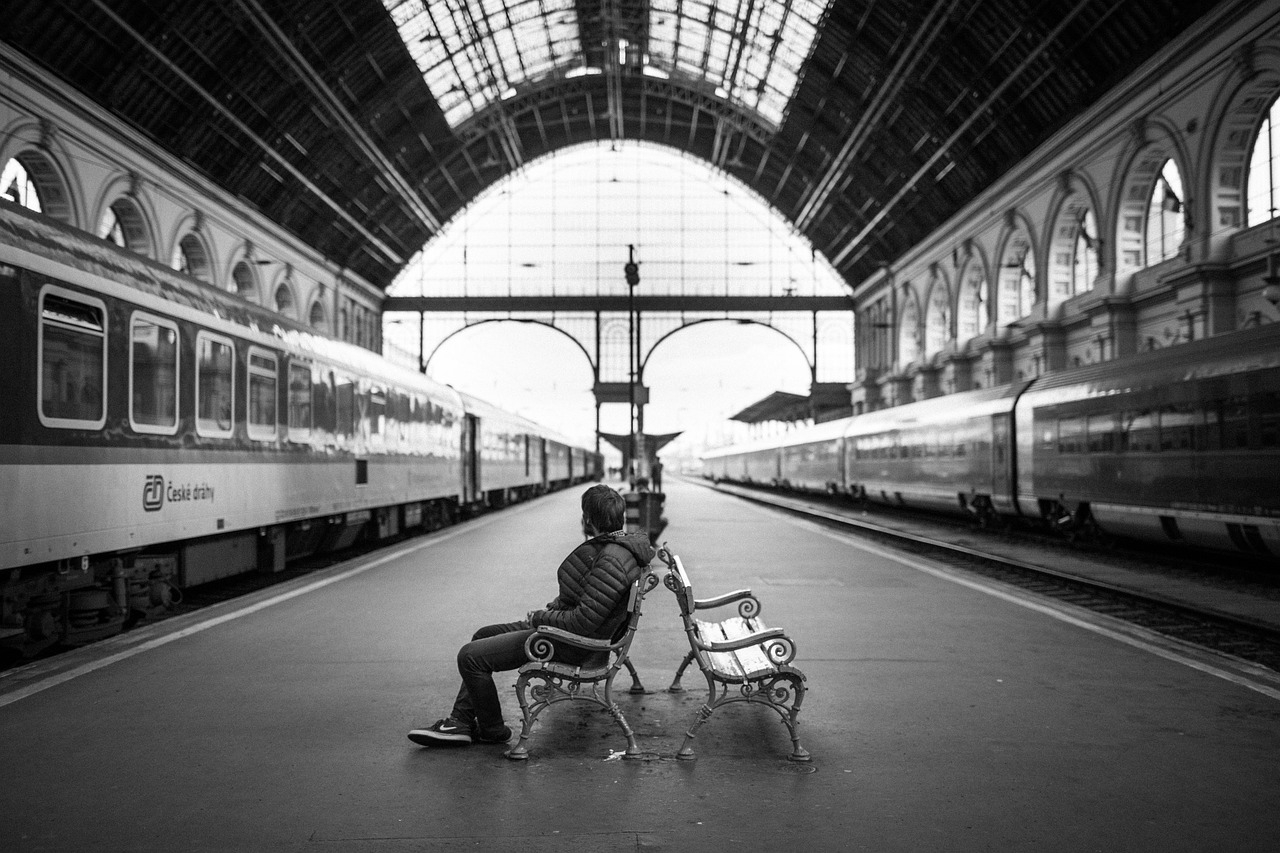 découvrez les solutions de transport durable qui contribuent à la réduction des émissions de carbone. explorez les modes de transport écologiques et les innovations technologiques qui favorisent un avenir plus vert pour nos villes et notre planète.