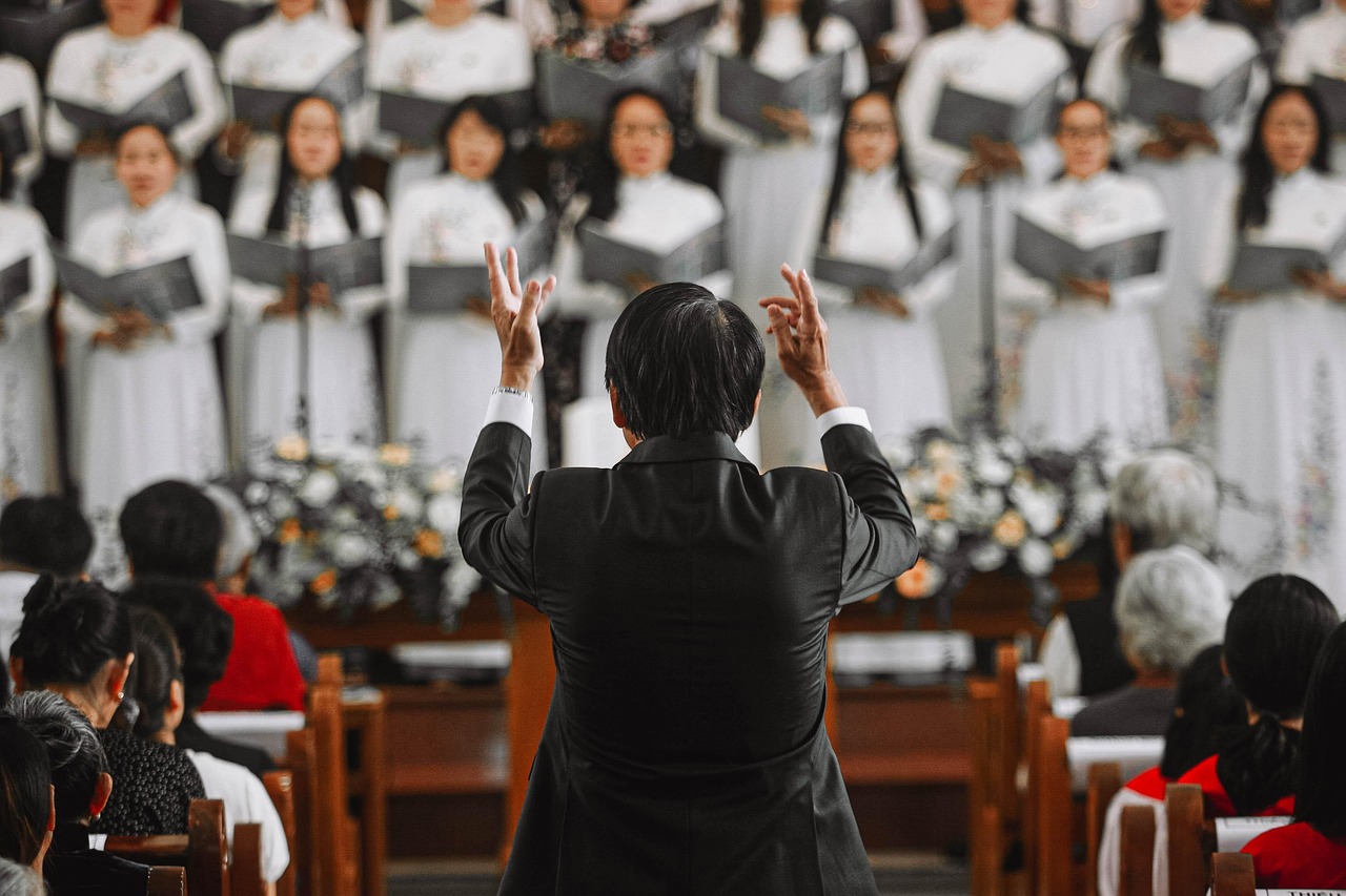découvrez l'harmonie, un état d'équilibre parfait entre le corps et l'esprit. plongez dans un univers apaisant où chaque note résonne en symbiose et chaque moment devient une célébration de la beauté et de la sérénité.