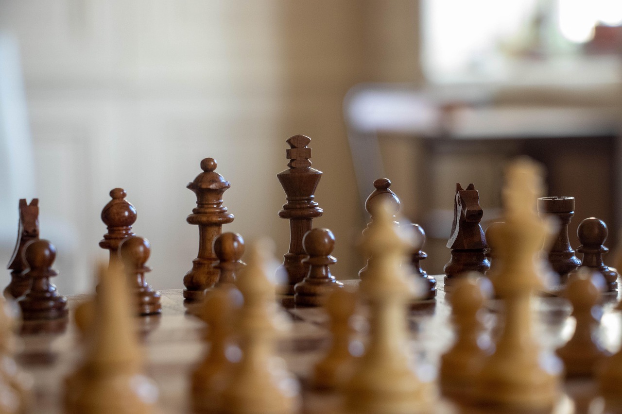 découvrez les défis intergénérationnels qui façonnent nos sociétés modernes. explorez comment les différences de valeurs, de communications et d'expériences entre les générations affectent les relations et les dynamiques familiales. apprenez des stratégies pour favoriser la compréhension et la collaboration entre les générations.