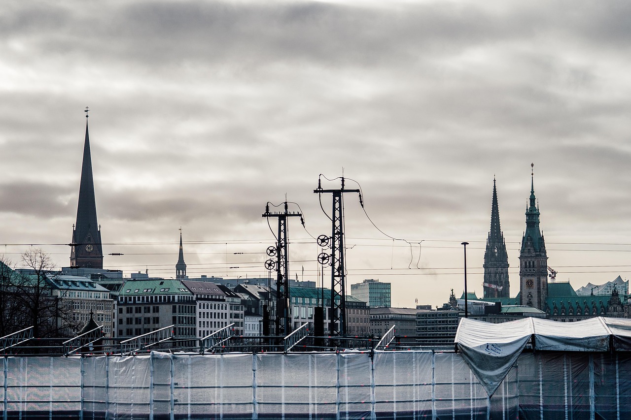 découvrez comment les infrastructures résilientes transforment nos villes et nos sociétés, en garantissant durabilité et robustesse face aux défis environnementaux et technologiques.
