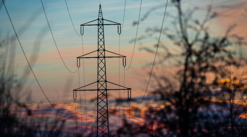 découvrez comment la transition énergétique transforme nos modes de production et de consommation d’énergie, en favorisant les énergies renouvelables et la réduction des émissions de carbone pour un avenir plus durable.