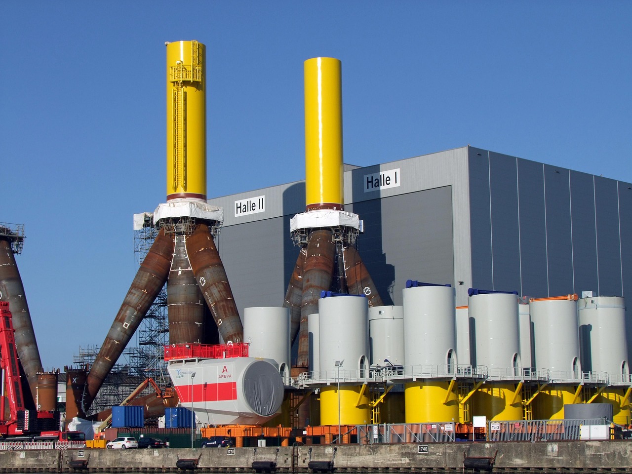 découvrez tout sur les éoliennes offshore : fonctionnement, avantages, technologies et leur rôle essentiel dans la production d'énergie renouvelable en mer.
