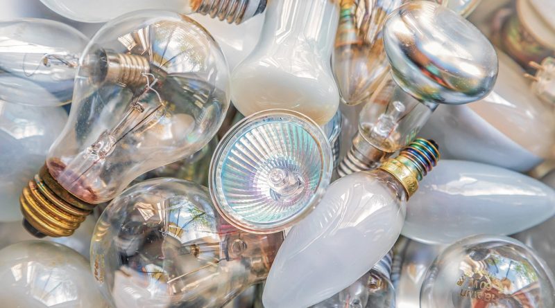 découvrez comment la valorisation énergétique des déchets (waste-to-energy) transforme les déchets en électricité et en chaleur, contribuant à la gestion durable des ressources et à la protection de l'environnement.