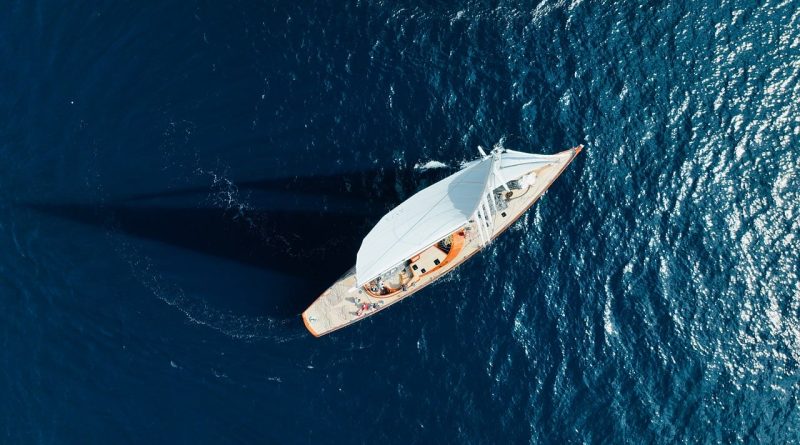 découvrez l'univers fascinant de l'océan : sa biodiversité exceptionnelle, ses mystères profonds et son importance vitale pour la planète. plongez dans les richesses sous-marines et apprenez comment préserver cet écosystème unique.
