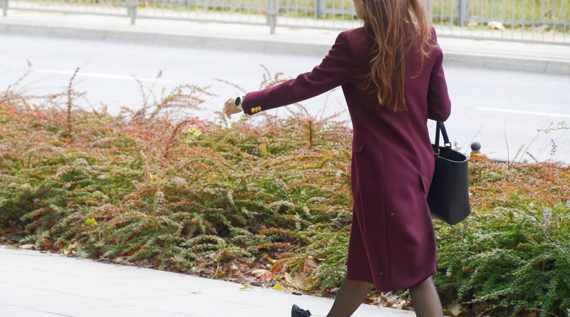 découvrez tout sur la fast fashion : son impact environnemental, ses conséquences sociales et des alternatives responsables pour une mode plus éthique et durable.