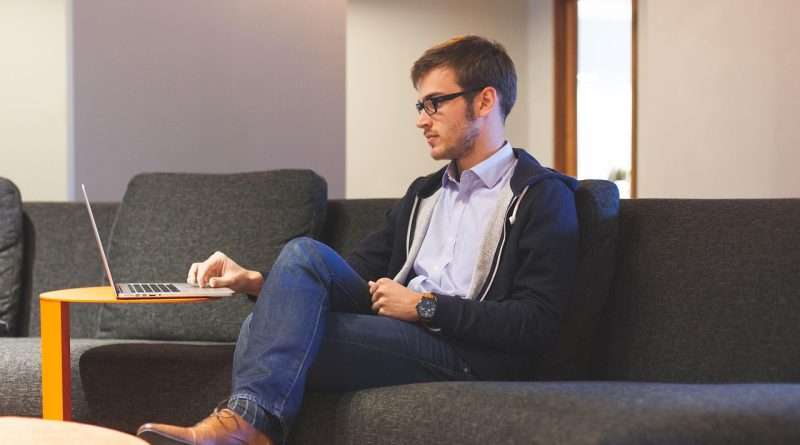 découvrez les eco-entrepreneurs : des innovateurs engagés qui créent des entreprises durables et responsables pour un avenir plus vert. suivez leurs initiatives écologiques et inspirez-vous de leurs succès pour développer votre projet respectueux de l'environnement.