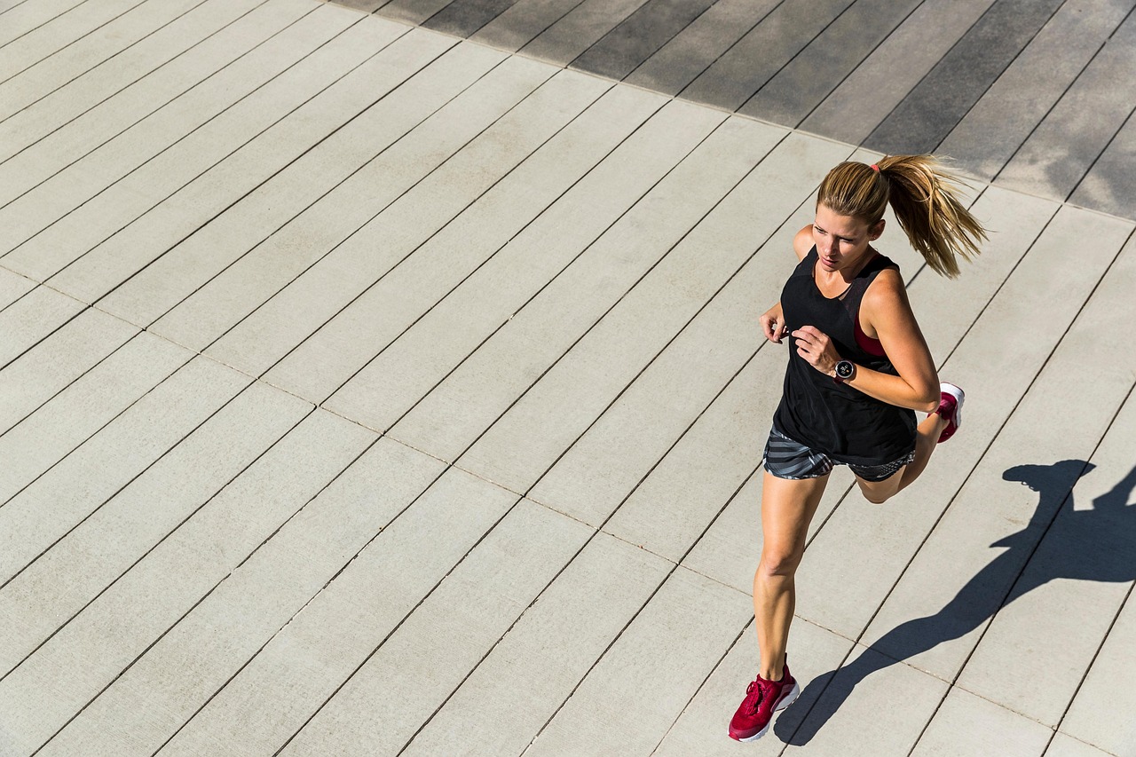découvrez tous les conseils, guides et astuces pour progresser en running : préparation, entraînements, équipements, nutrition et motivation pour tous les niveaux.
