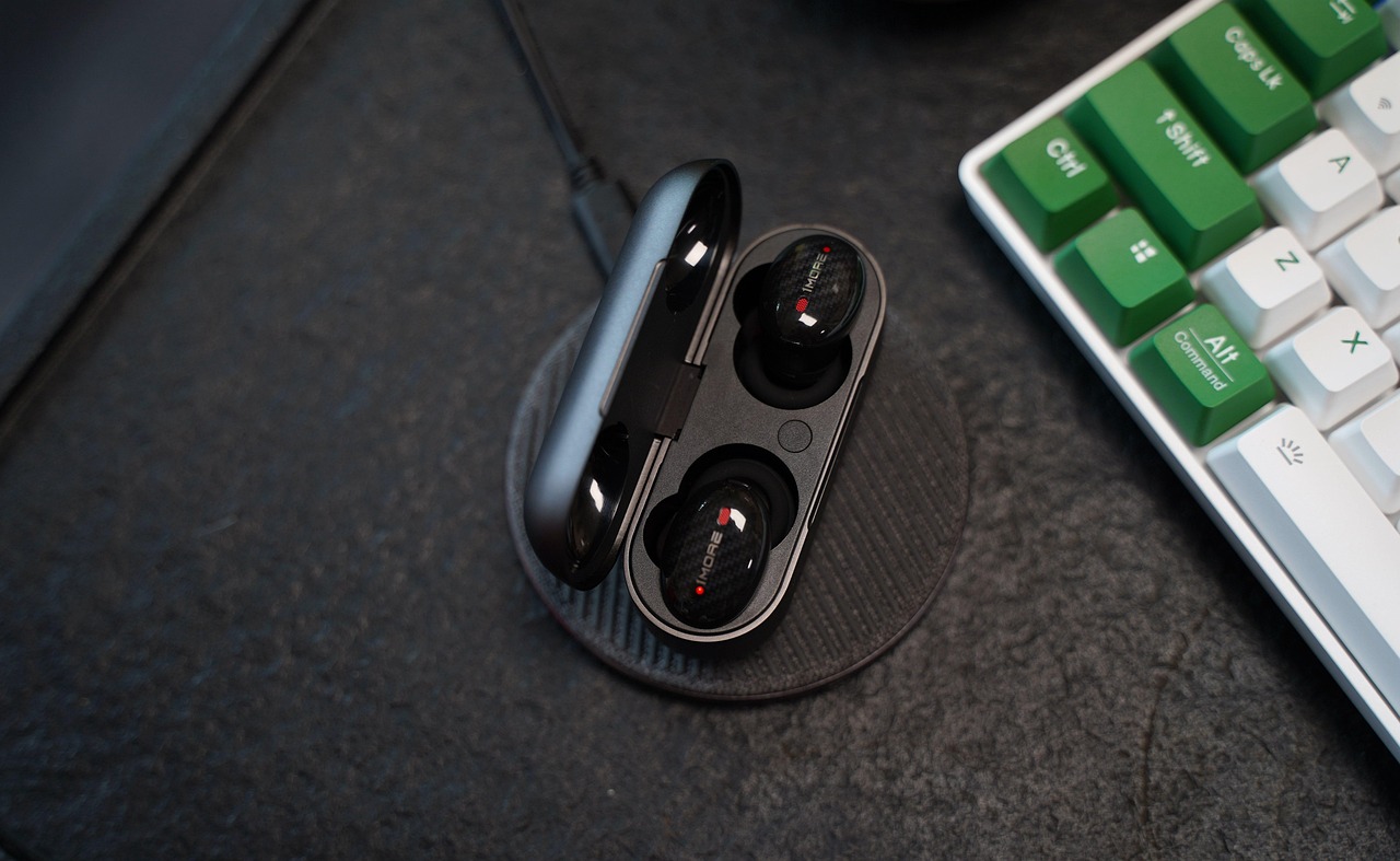 d&eacute;couvrez comment r&eacute;duire la pollution num&eacute;rique gr&acirc;ce &agrave; des pratiques durables et responsables pour un impact environnemental positif.